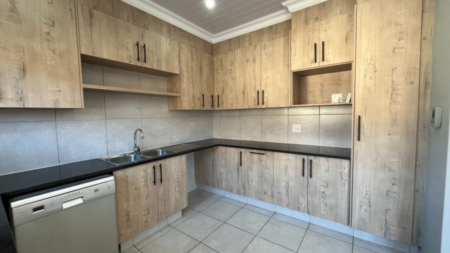 4 Bedroom Property for Sale in Island View Western Cape